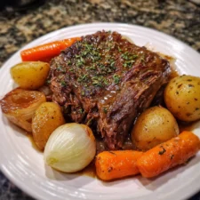 Slow Cooker Pot Roast: 8-Hour Easy Tender Savory.