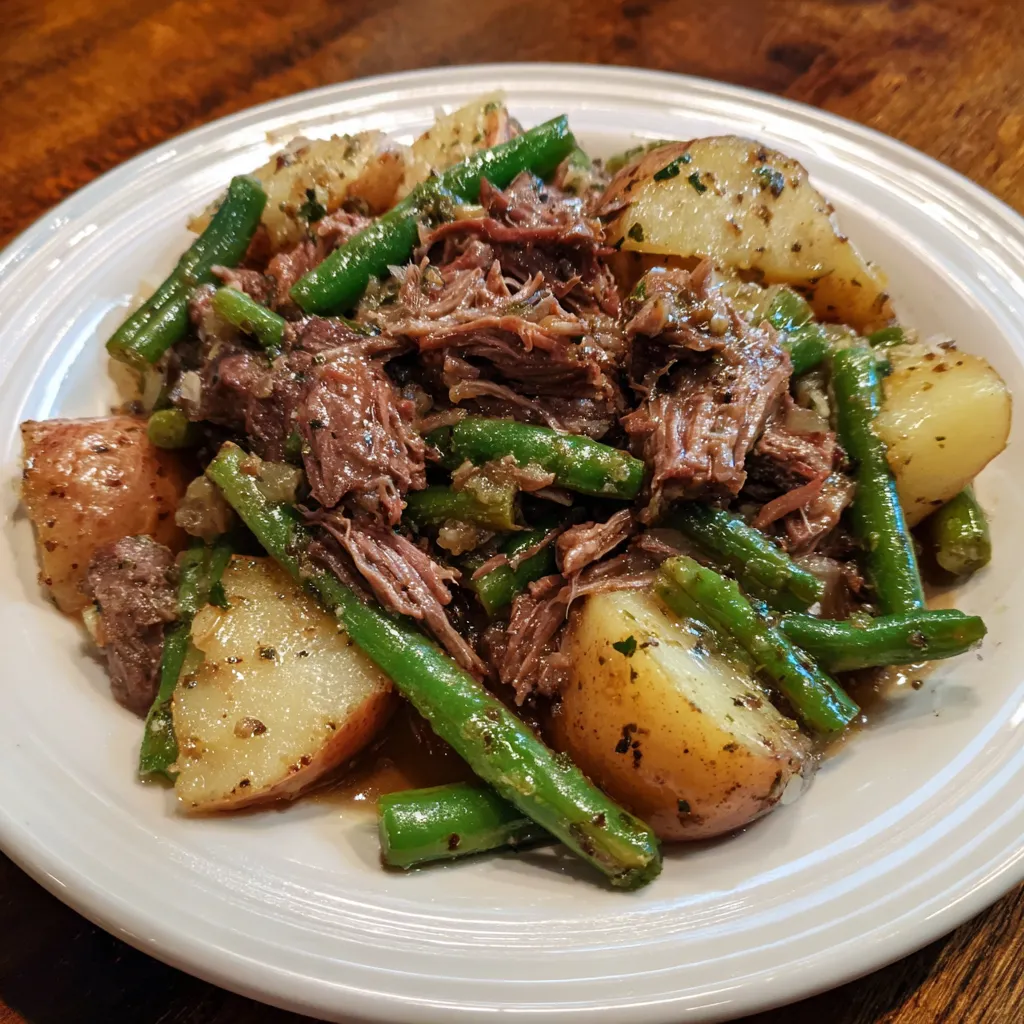 Slow Cooker Beef & Potatoes